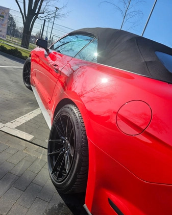 Ford Mustang cena 155545 przebieg: 37300, rok produkcji 2019 z Warszawa małe 667